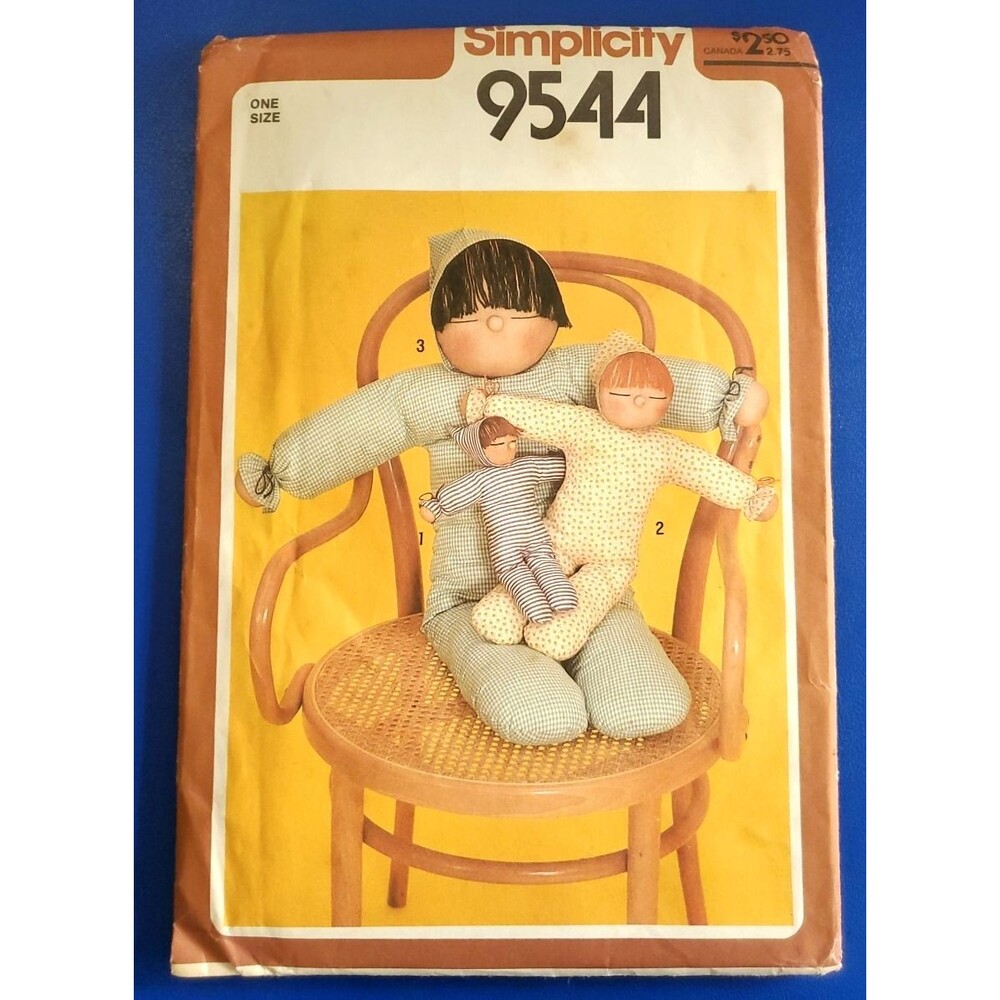 Vintage Simplicity 9544 Sewing Pattern 10", 17" & 30" Stuffed Dolls *UNCUT*